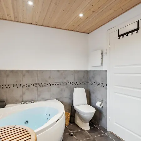 度假居 Lovely In With Wifi