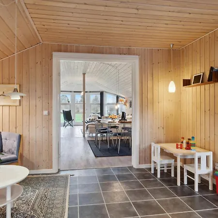 Lovely In With Wifi 度假居 *